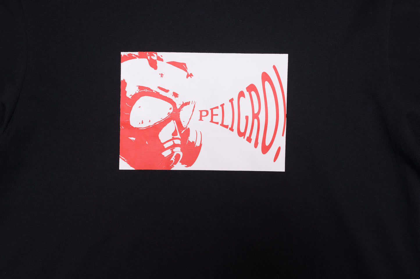Peligro Tee